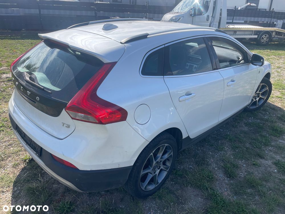 Volvo V40 Cross Country T3 Ocean Race - 4