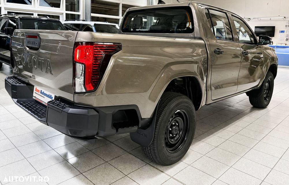 Toyota Hilux 2.8D MHEV Double Cab 6AT AWD Comfort - 5