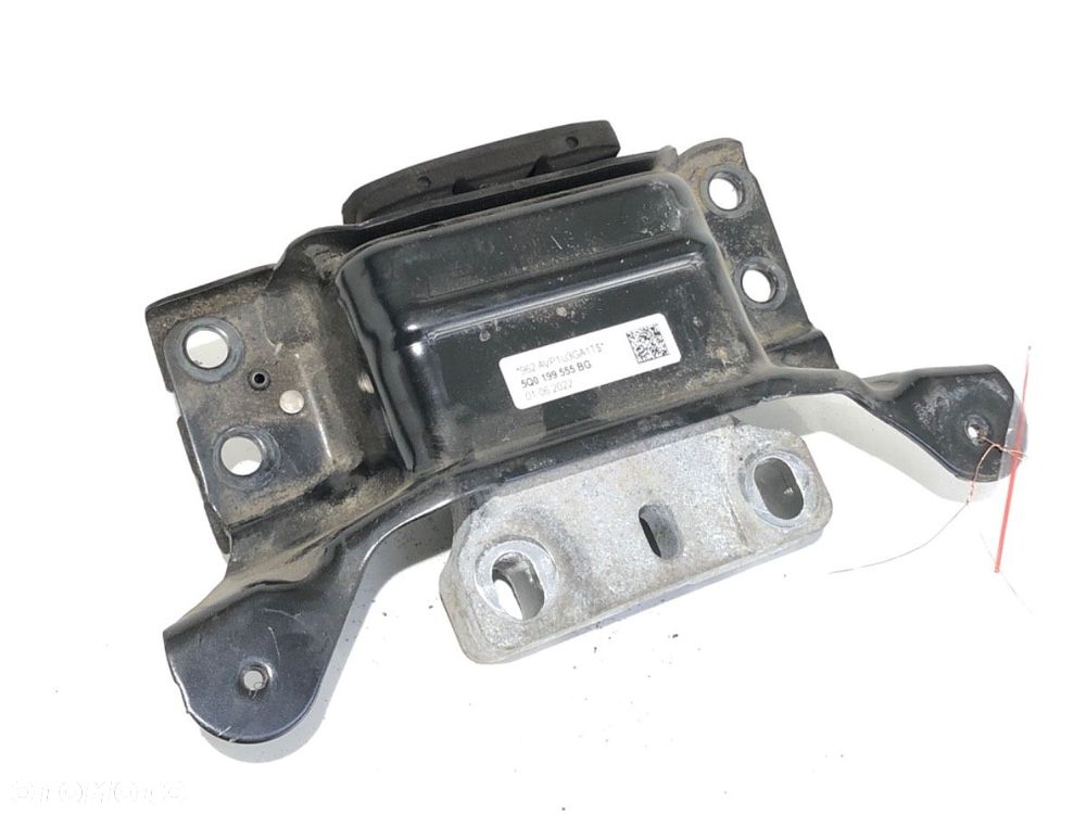 PODUSZKA SILNIKA LEWY - 135.00 PLN - VW GOLF VIII (CD1) 2019 - 2022 1.5 TSI 96 kW [131 KM] benzyna - 2