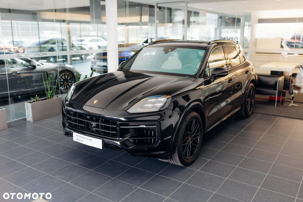 Porsche Cayenne GTS - 5