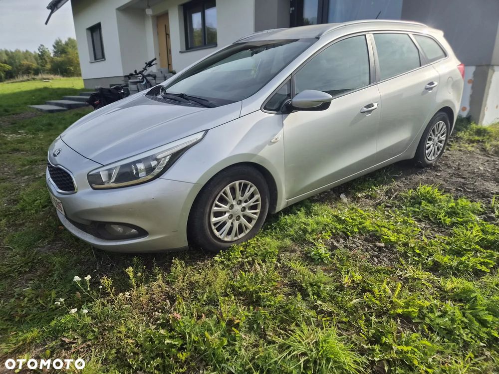 Kia Ceed - 1