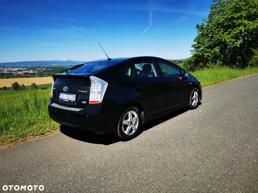 Toyota Prius - 17