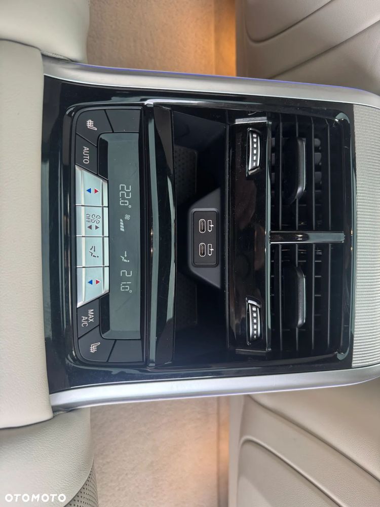 BMW Seria 8 - 25