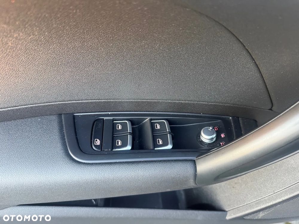 Audi A1 Sportback 1.4 TDI (ultra) sport - 16