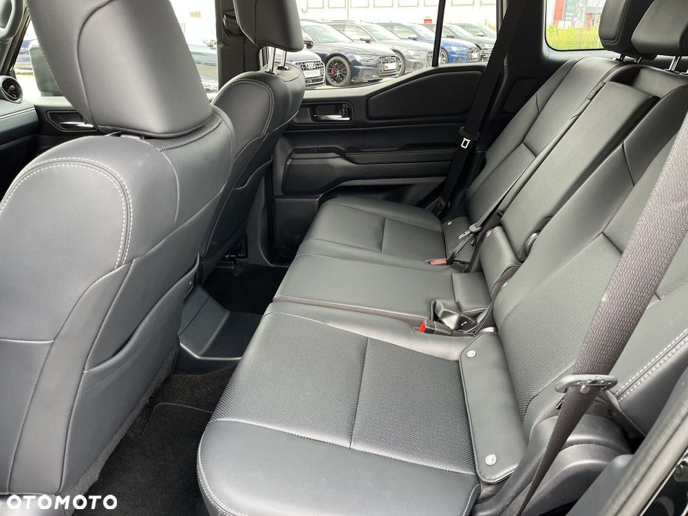 Toyota Land Cruiser - 17