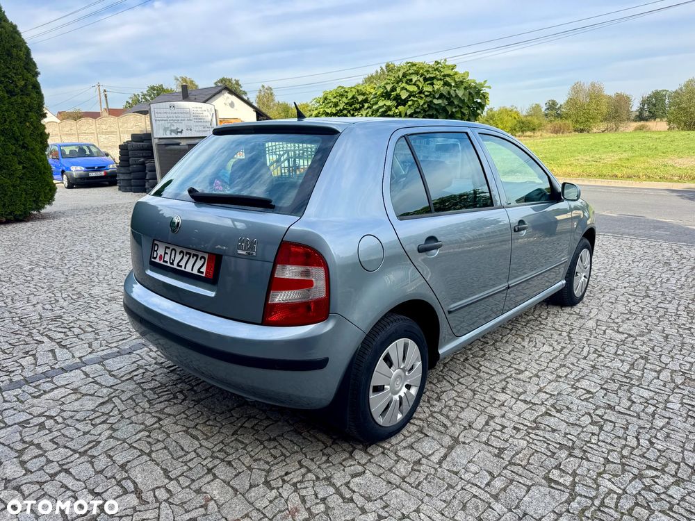 Skoda Fabia 1.4 16V Ambiente - 5