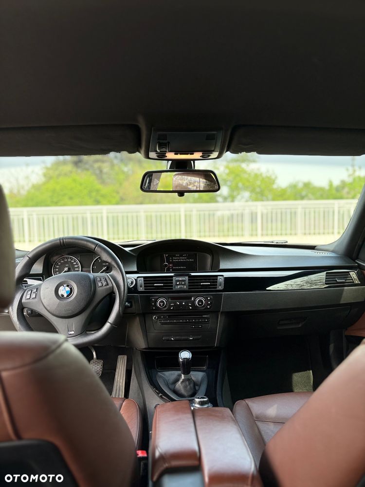 BMW Seria 3 318d - 10