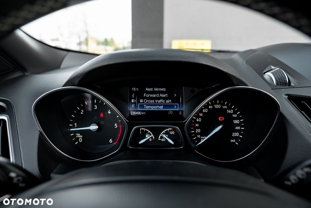 Ford Kuga 2.0 TDCi 4x4 ST-Line - 35
