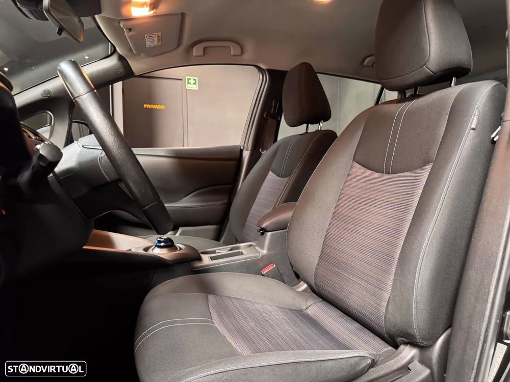 Nissan Leaf Acenta - 28