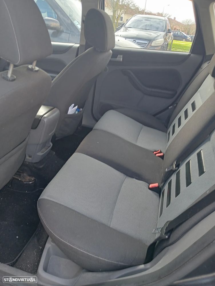 Ford Focus SW 1.6 TDCi Sport WRC - 4