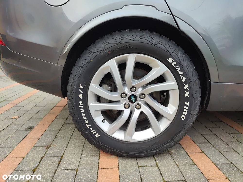 Land Rover Discovery 3.0 SDV6 SE - 26