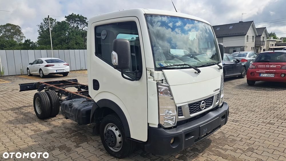 Nissan NT400 - 3