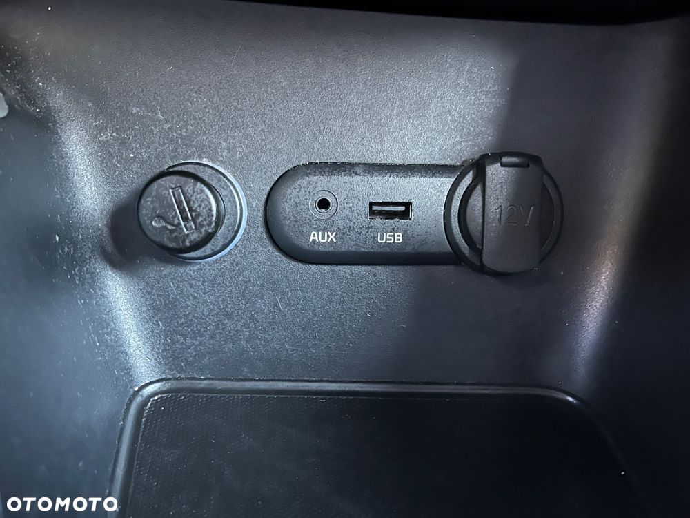 Kia Ceed - 22