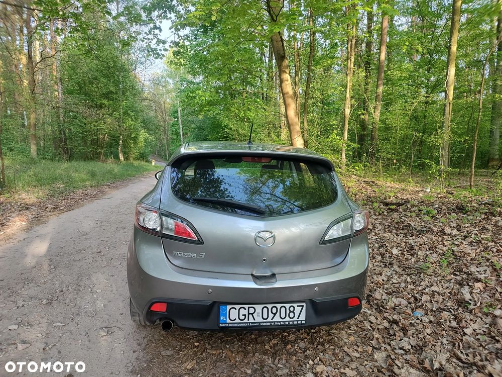 Mazda 3 2.0 Exclusive + - 4