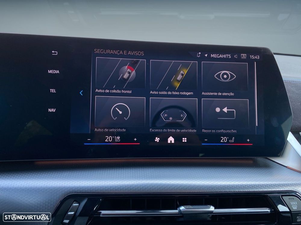 BMW iX2 eDrive20 Pack Desportivo M Pro - 11