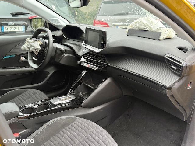 Peugeot 208 e-208 50kWh Style - 22