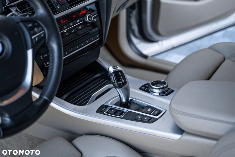BMW X4 xDrive20d xLine - 19