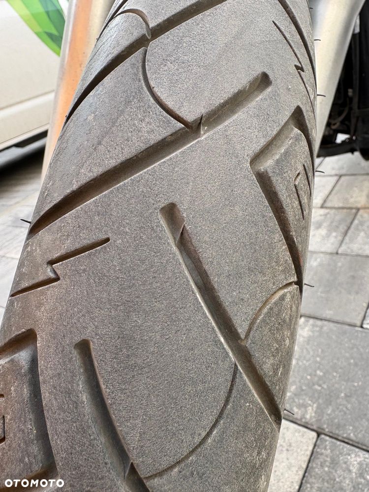 Harley-Davidson Dyna Street Bob - 6