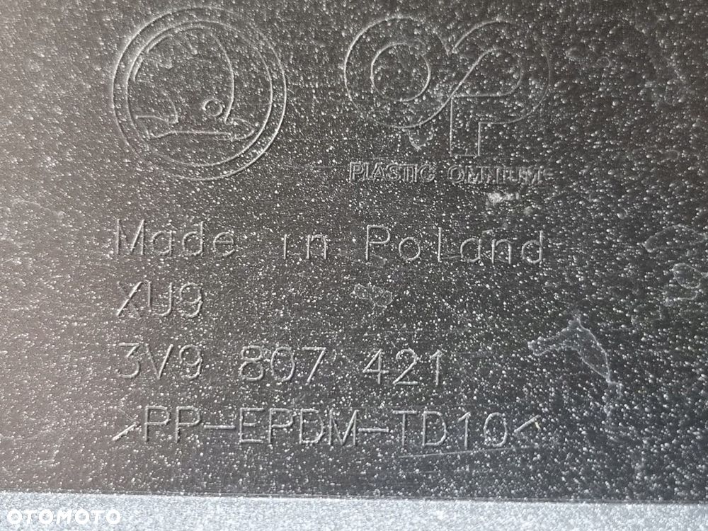 ZDERZAK TYŁ SKODA SUPERB KOMBI - 5