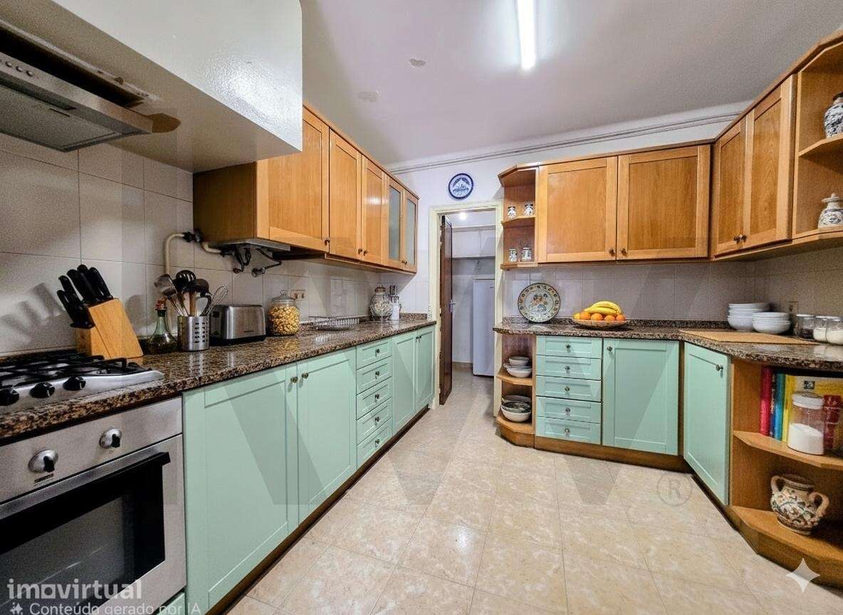 Apartamento T3+1 Bairro Norton de Matos Coimbra - Grande imagem: 3/46