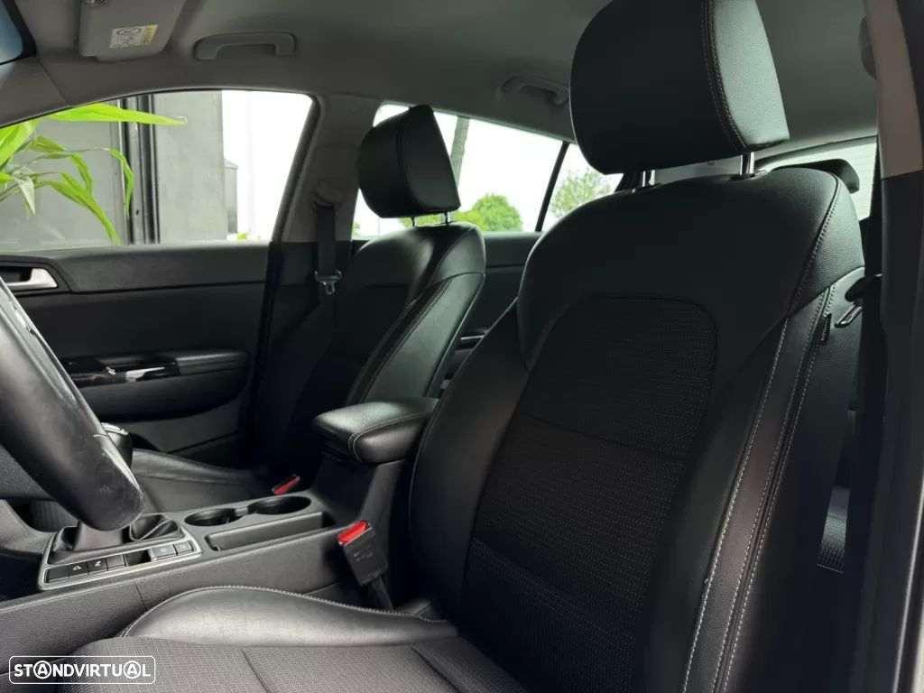 Kia Sportage 1.6 GDI ISG Tech - 19