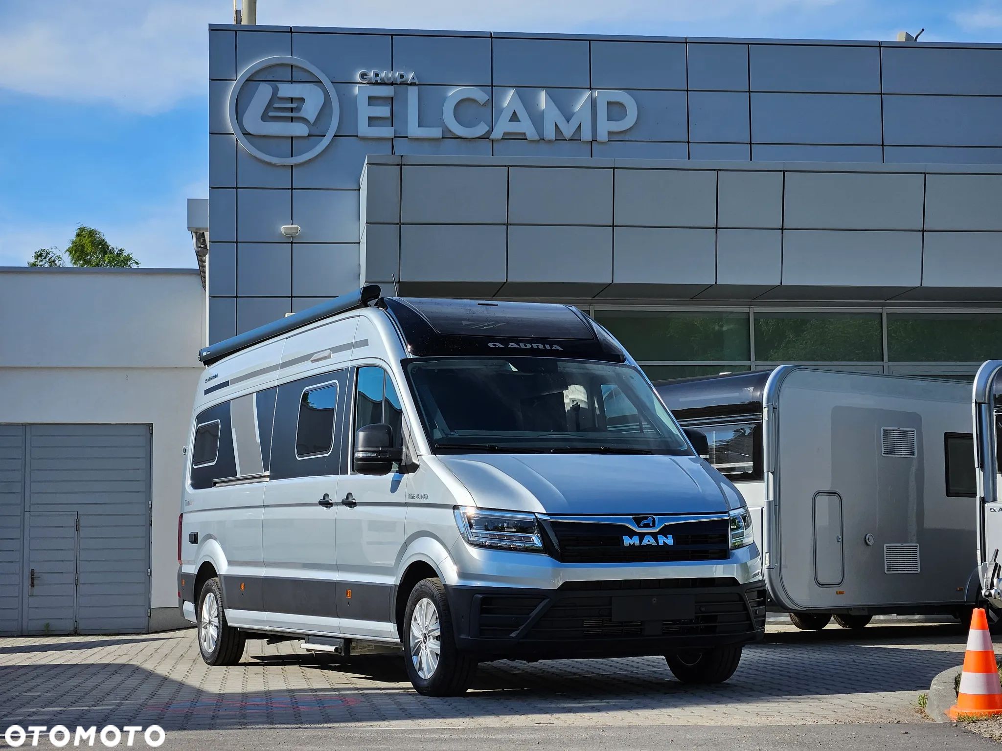 Adria Twin Max 680 SLB - 1