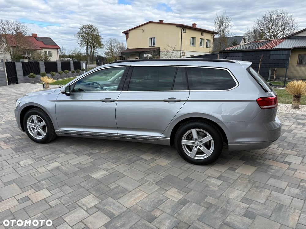 Volkswagen Passat 2.0 TDI (BlueMotion Technology) DSG Highline - 12