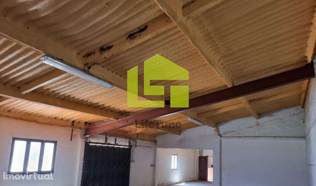 Prédio Misto - ARMAZÉM - Grande imagem: 2/7