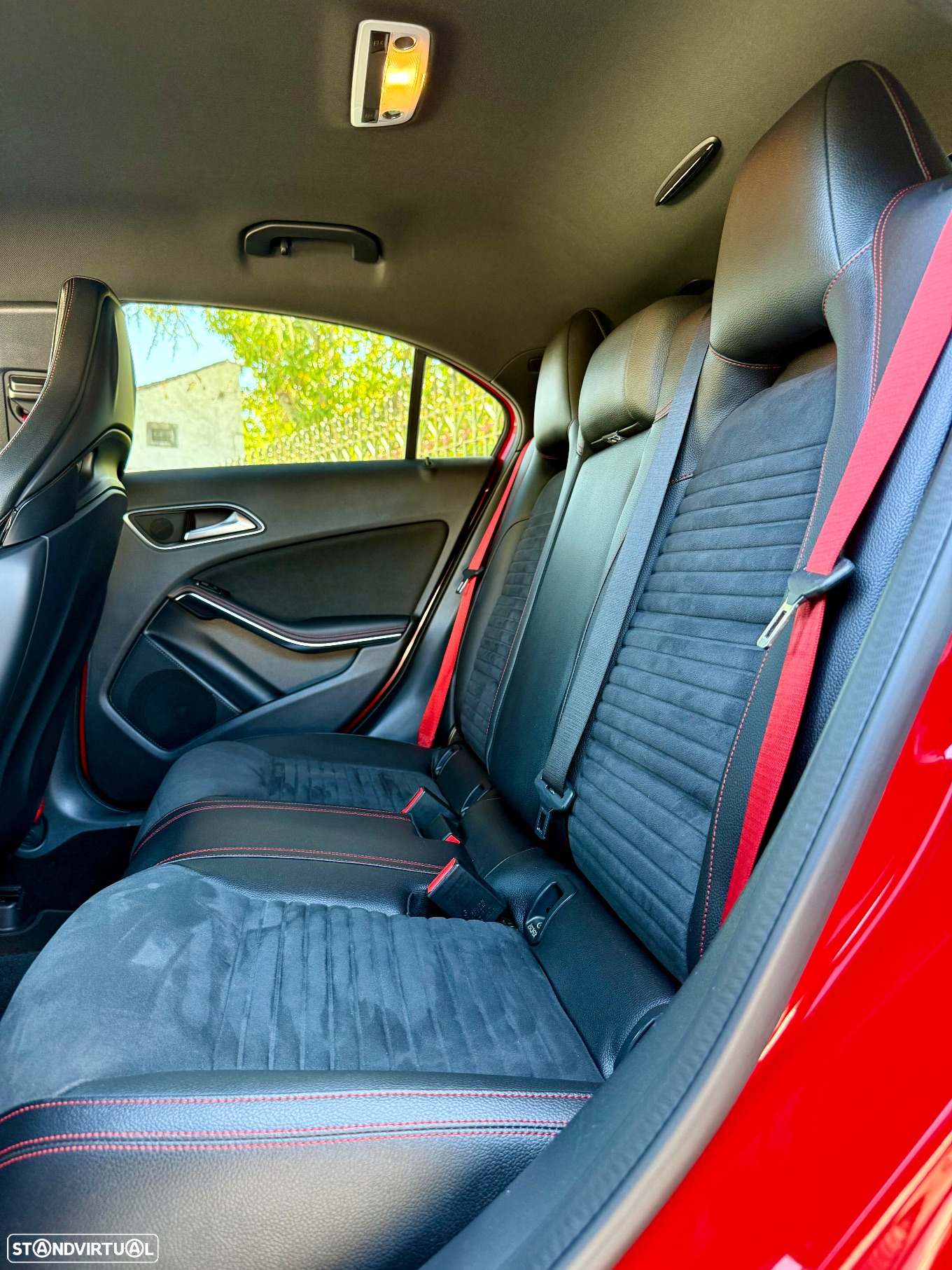Mercedes-Benz A 45 AMG 4Matic Speedshift 7G-DCT - 19