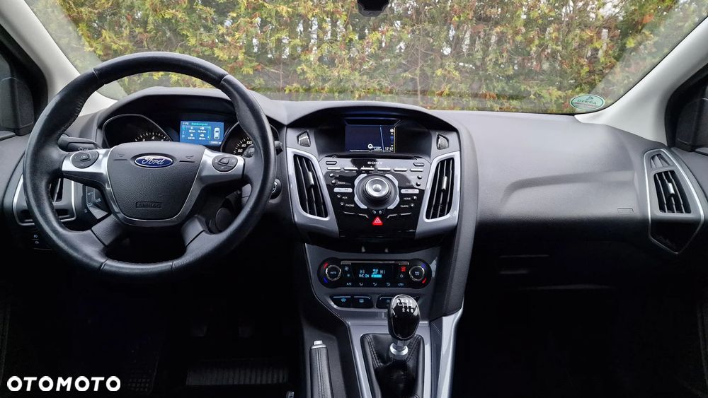 Ford Focus 1.6 EcoBoost Titanium - 39