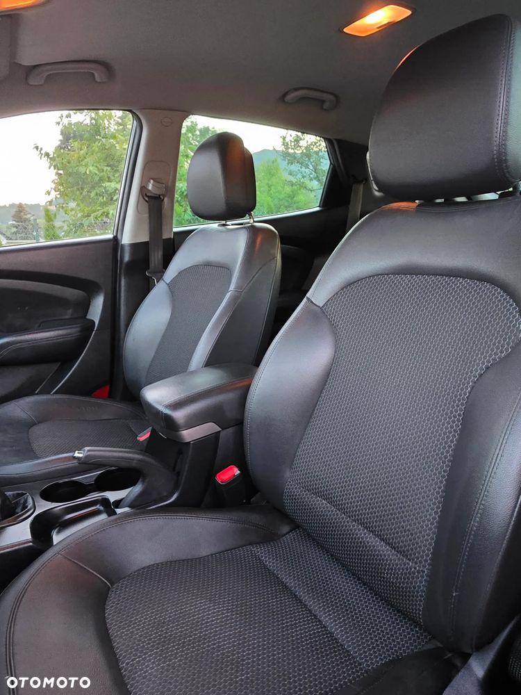 Hyundai ix35 1.7 CRDi Premium 2WD - 21