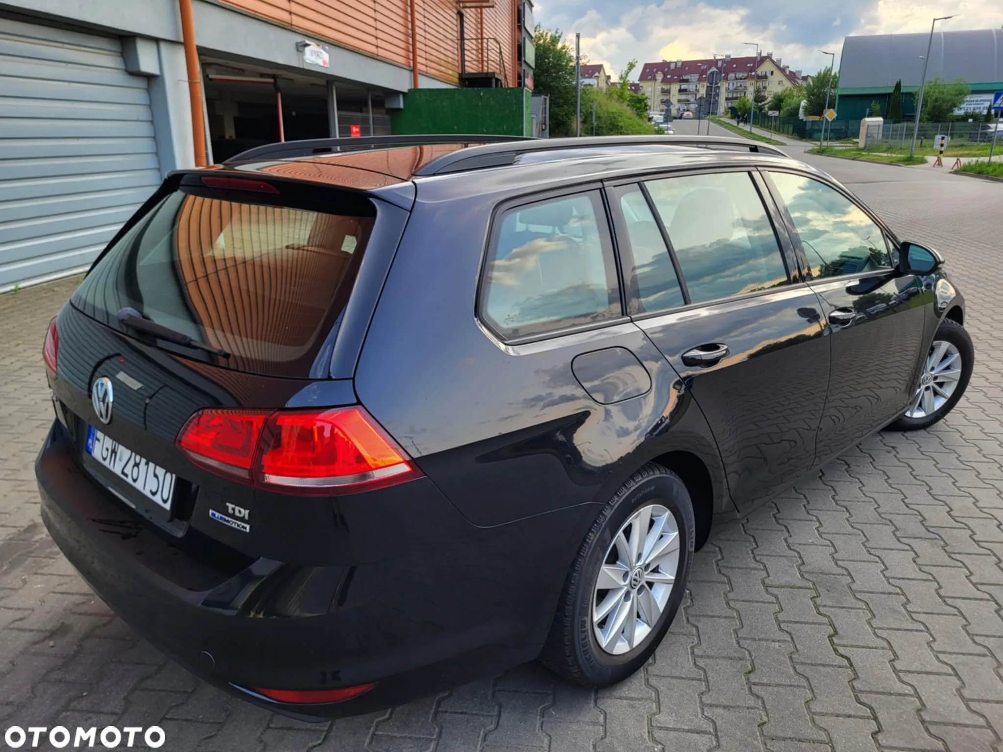 Volkswagen Golf 1.6 BlueTDI Trendline - 19