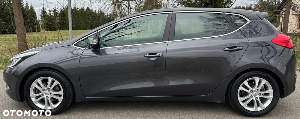 Kia Ceed 1.6 GDI Platinum Edition - 5