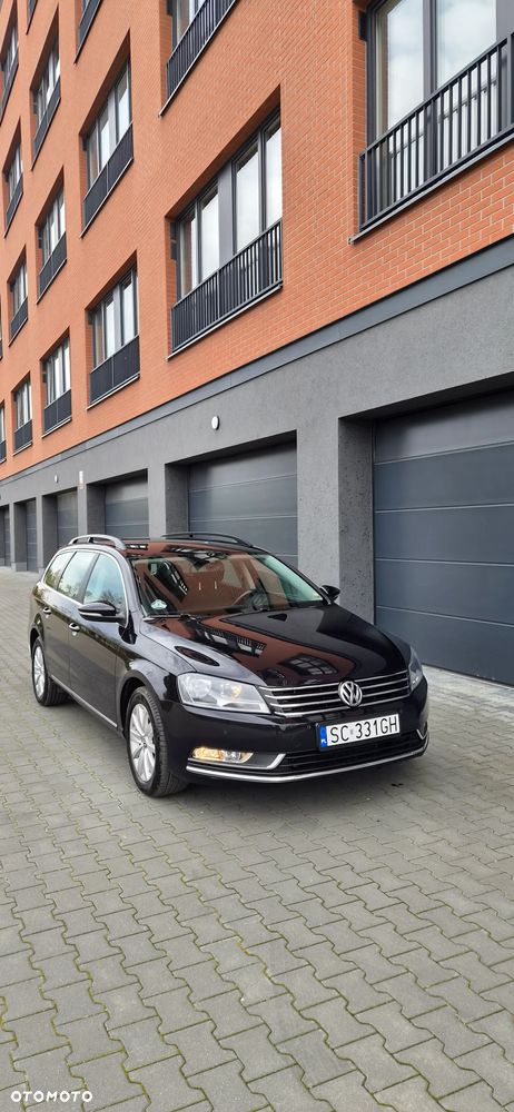 Volkswagen Passat Variant 1.6 TDI DPF BlueMot Comfortline - 12