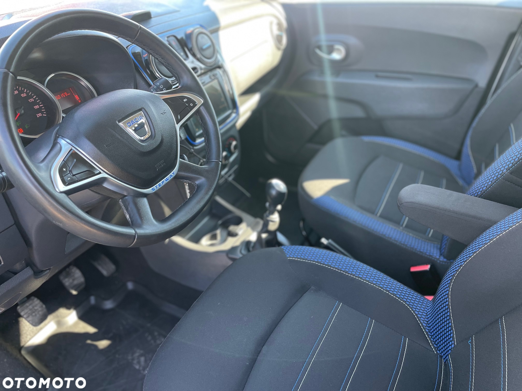 Dacia Lodgy Blue dCi 115 (7-Sitzer) Stepway Selection Blue - 9