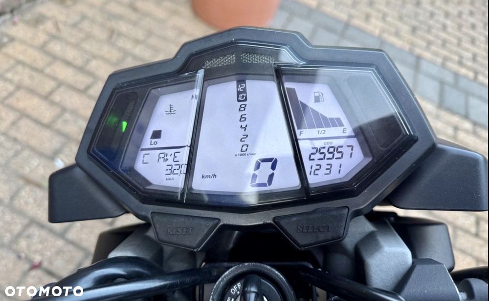 Yamaha MT - 2