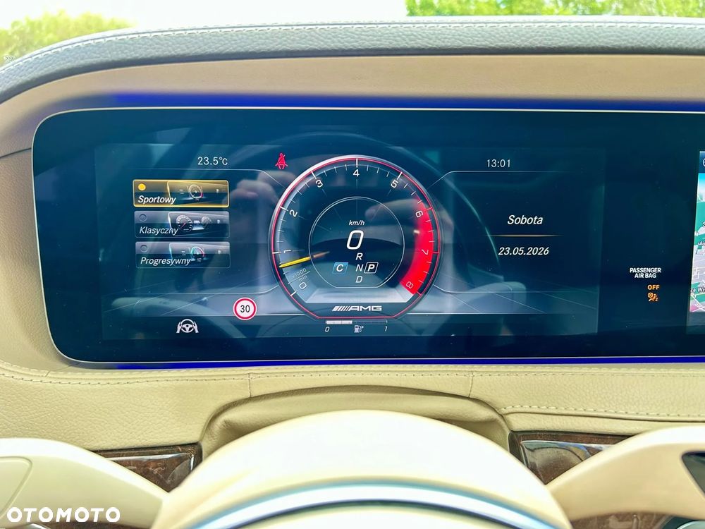 Mercedes-Benz Klasa S 560 4-Matic L 9G-TRONIC - 16