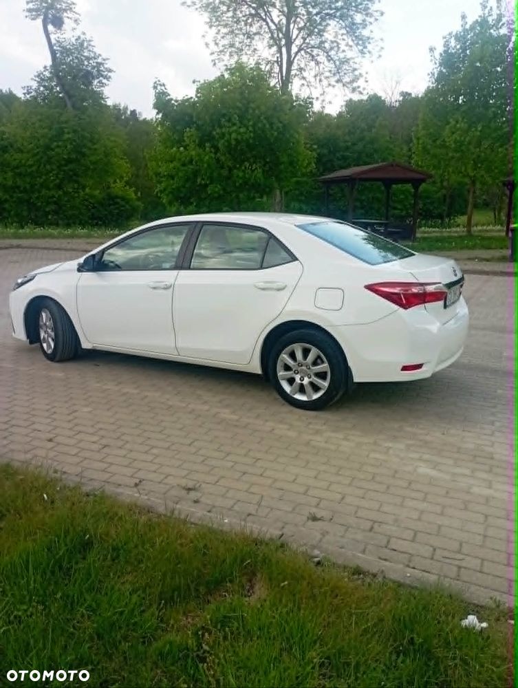 Toyota Corolla 1.4 D-4D Active - 23