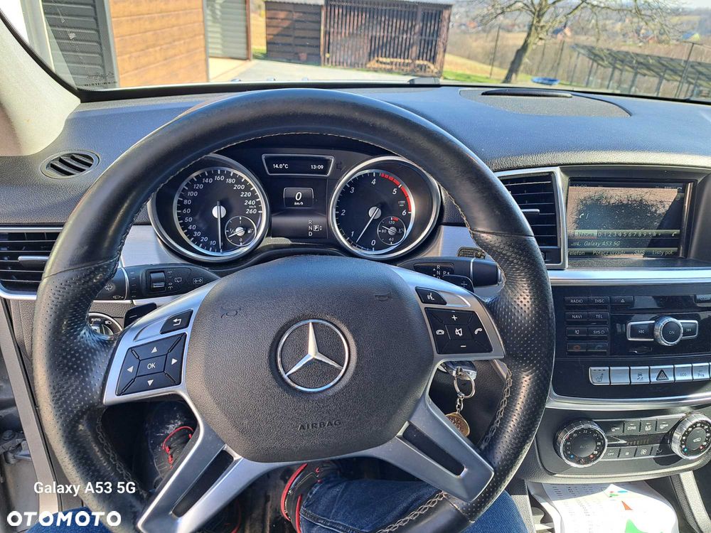 Mercedes-Benz ML - 4