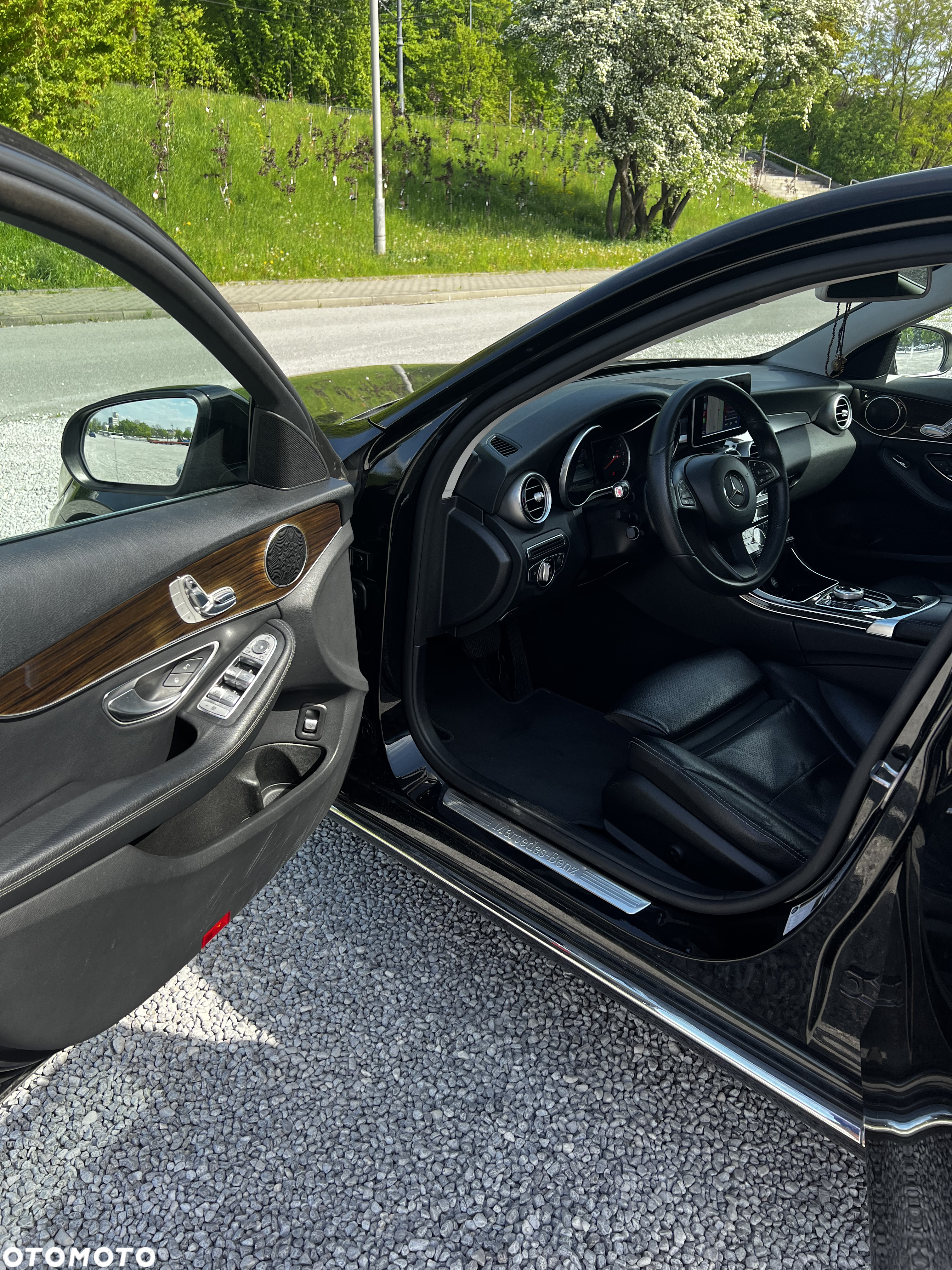 Mercedes-Benz Klasa C 300 9G-TRONIC - 10