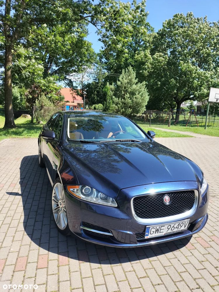 Jaguar XJ 3.0 T AWD LWB Portfolio - 7