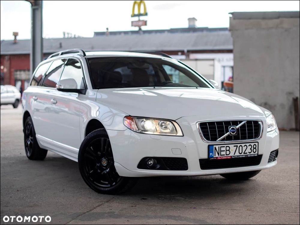 Volvo V70 - 1