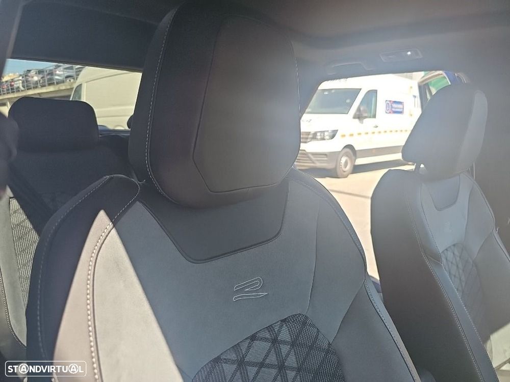 VW T-Roc 2.0 TDI R-Line DSG - 22