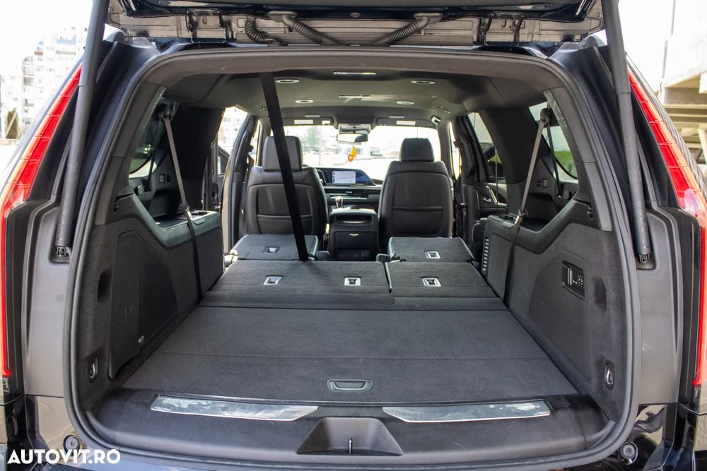 Cadillac Escalade - 18