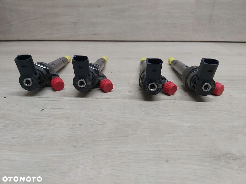 BMW F20 F21 Mini Toyota Verso Avensis T27 Rav4 WTRYSK PALIWA 0445110613 - 3