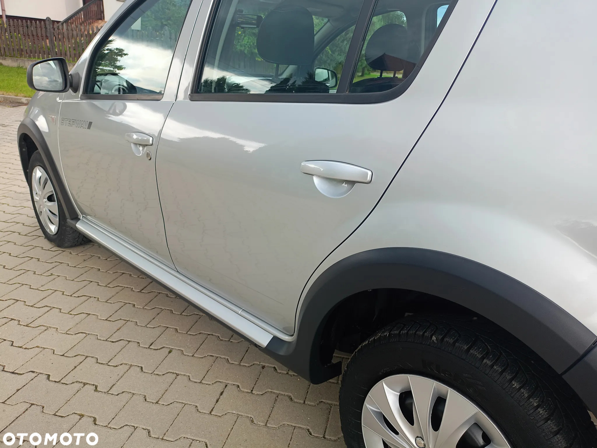 Dacia Sandero Stepway 1.6 - 12