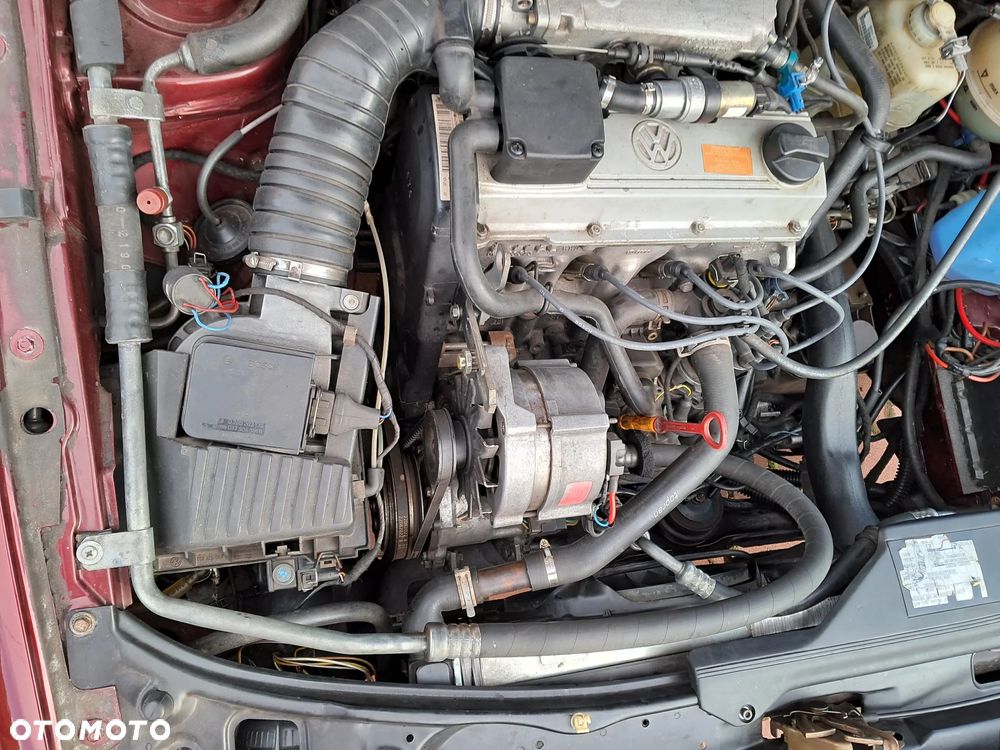 Volkswagen Passat 2.0 GT - 39