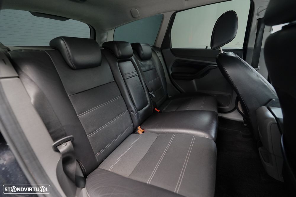 Ford Focus SW 1.6 TDCi Titanium - 12