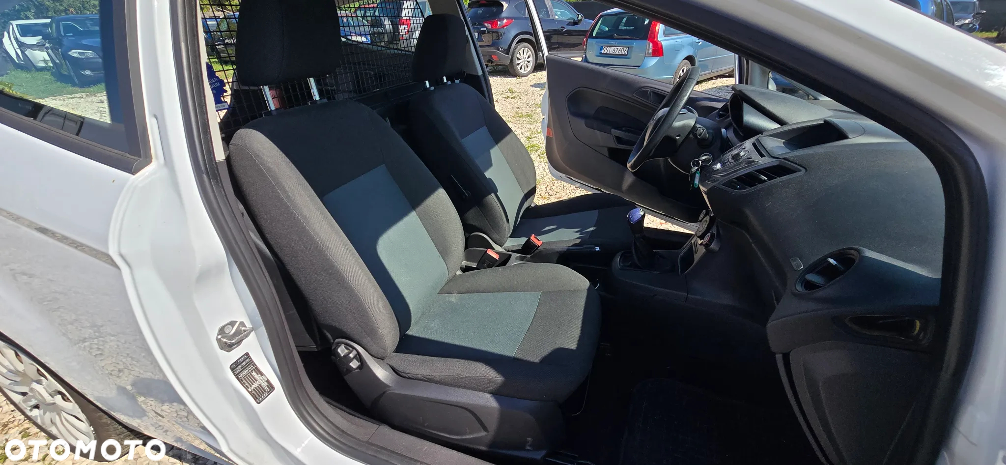 Ford Fiesta - 17