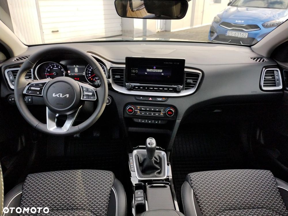 Kia Ceed 1.5 T-GDI Tribute - 19